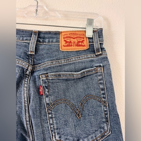 Levi’s Wedgie Skinny Medium Wash High Rise Button Fly Tough Love Blue Jeans 26 - Picture 12 of 16